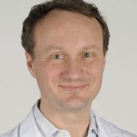 Dr. M.L. Houben Dr. M.L. Houben